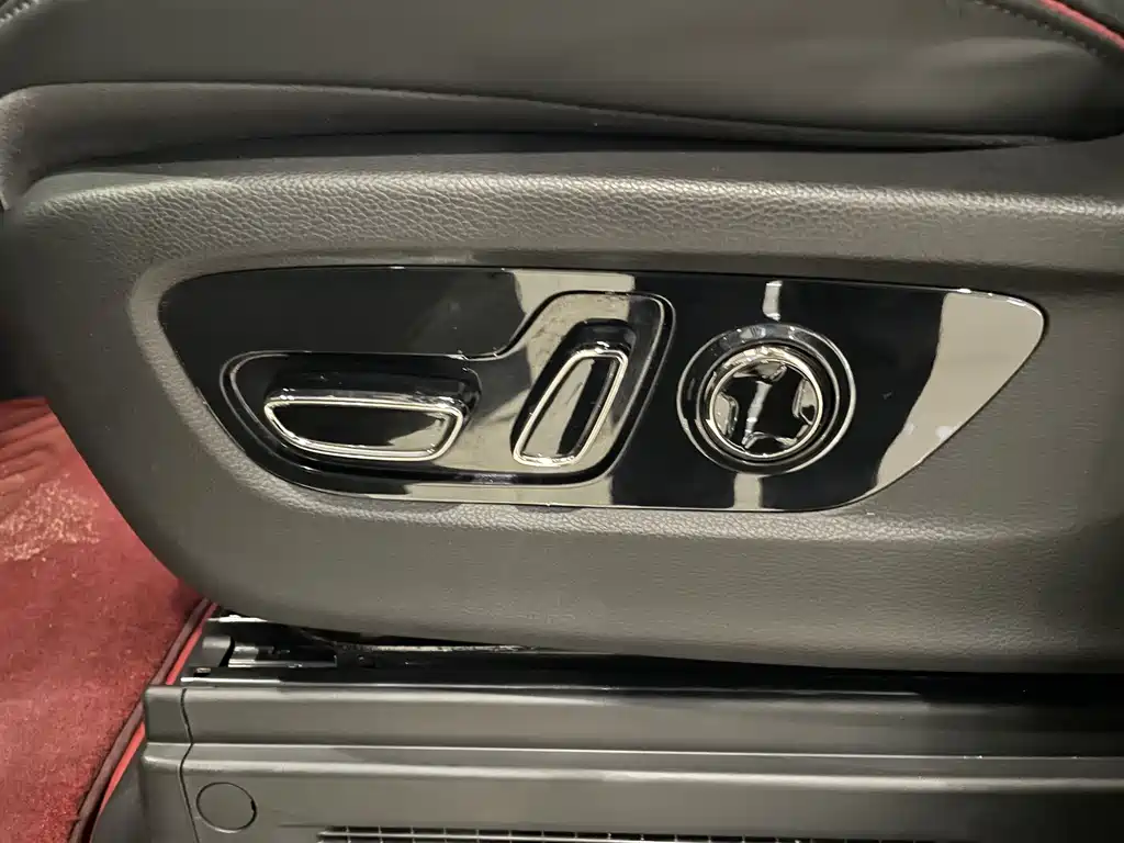 GAC Motor Trumpchi M8 — фото 13