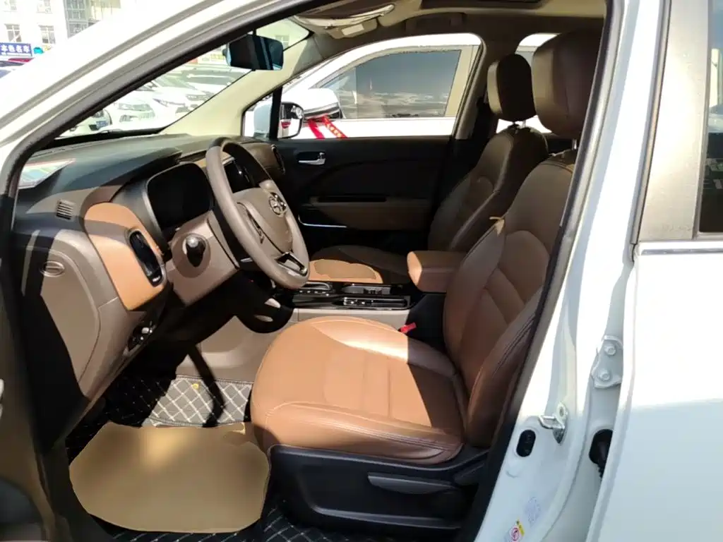 GAC Motor Trumpchi GS3 — фото 15