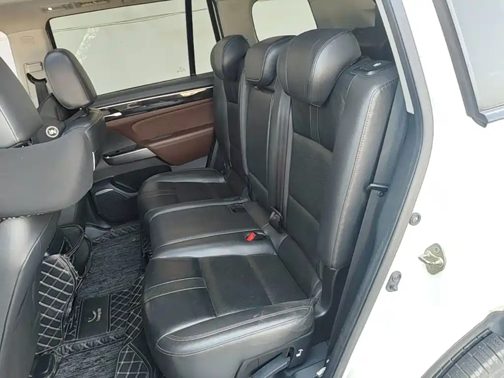 GAC Motor Trumpchi GS8 — фото 17