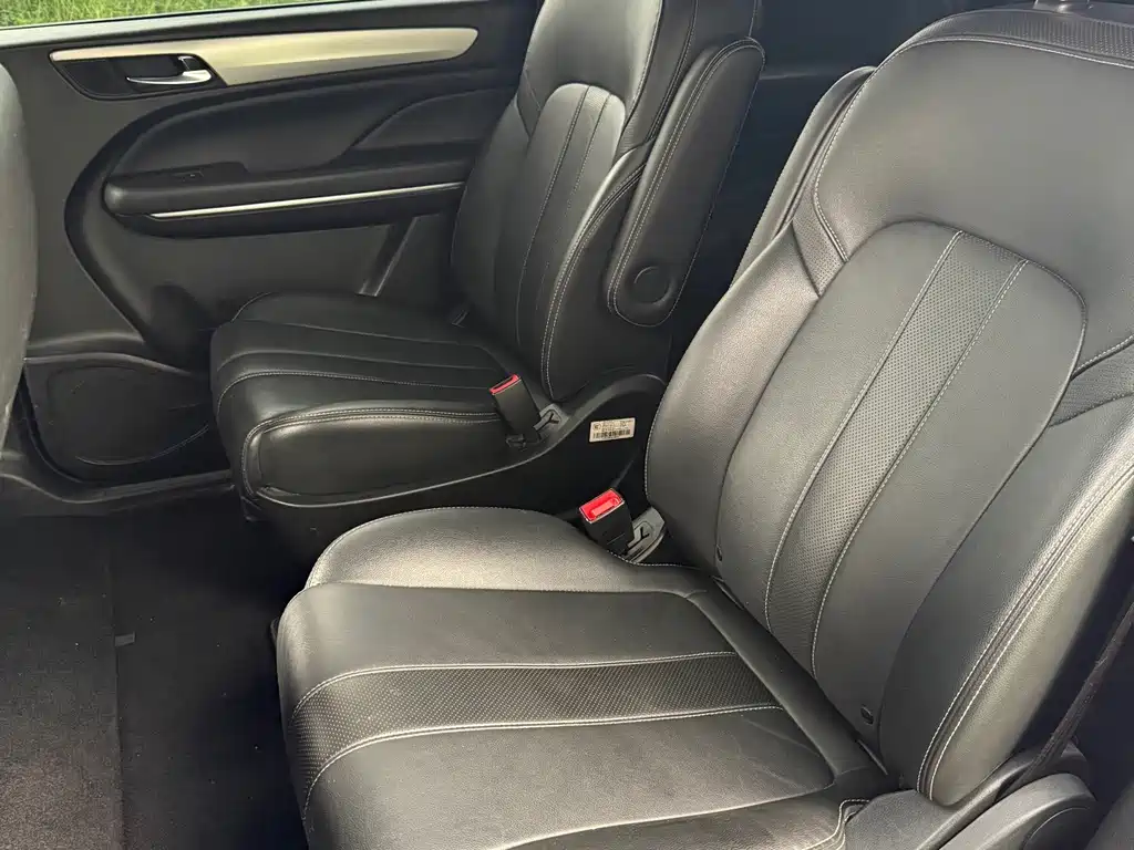 GAC Motor Trumpchi M6 — фото 14
