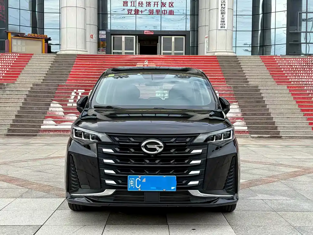 GAC Motor Trumpchi M6 — фото 2