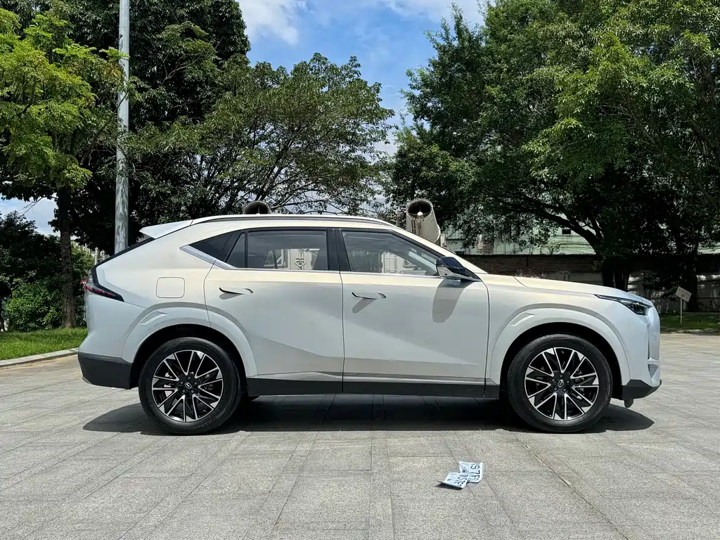 GAC Motor Trumpchi GS4 — фото 25