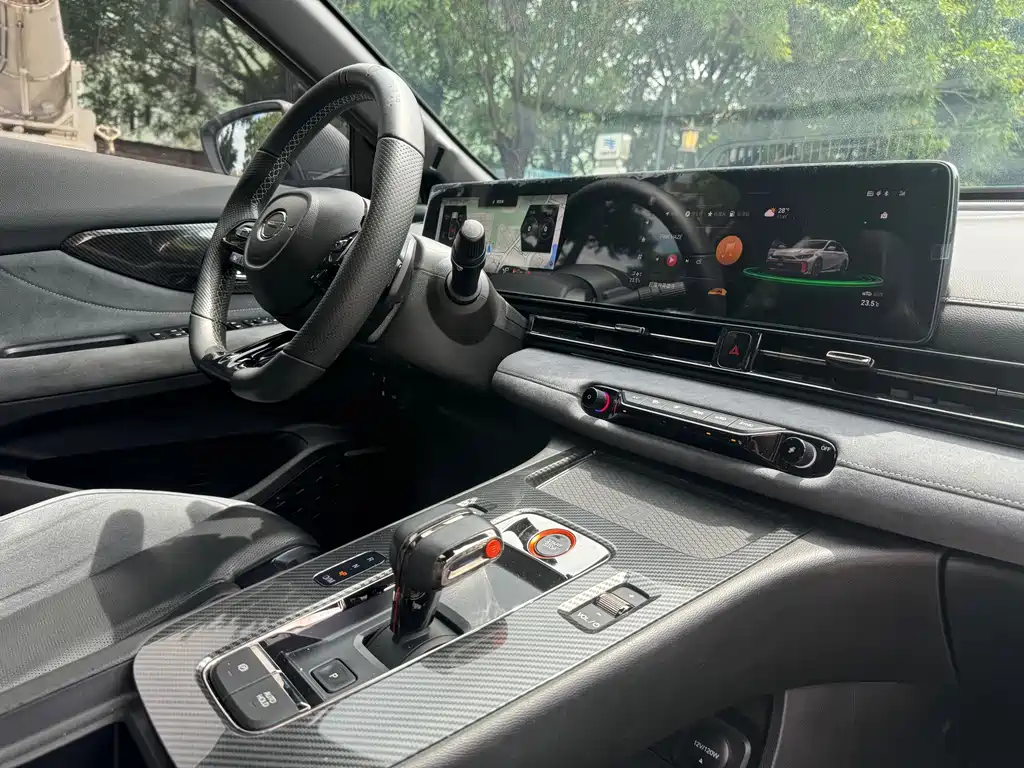 GAC Motor Shadow Leopard — фото 13