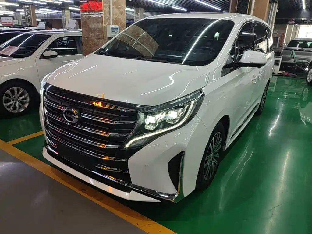 GAC Motor Trumpchi M8 — фото 2