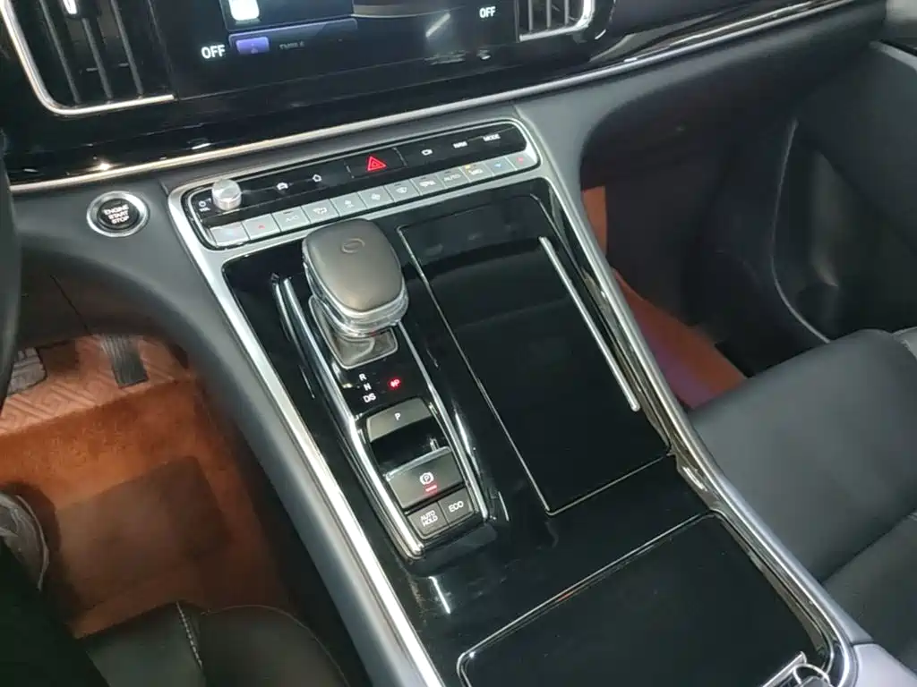 GAC Motor Trumpchi M8 — фото 14