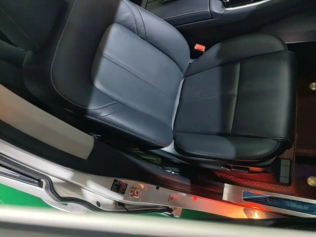 GAC Motor Trumpchi M8 — фото 25