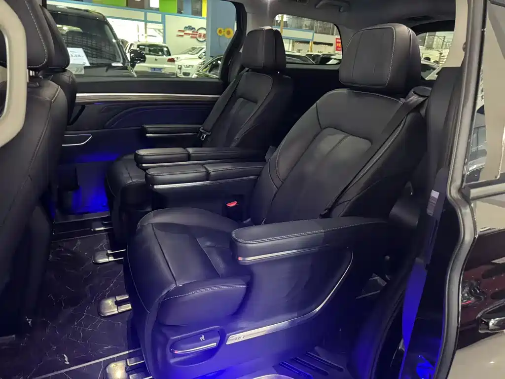 GAC Motor Trumpchi M8 — фото 7