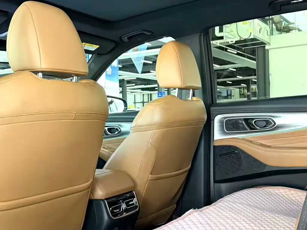 GAC Motor Trumpchi GS8 — фото 8
