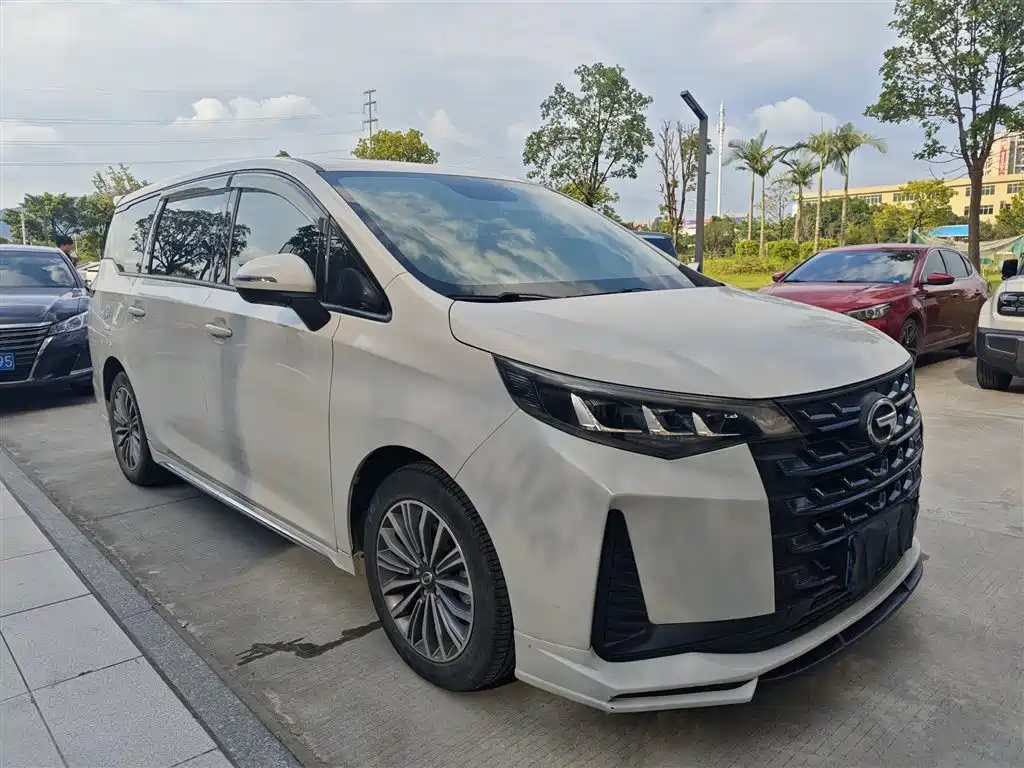 GAC Motor Trumpchi M6 — фото 6