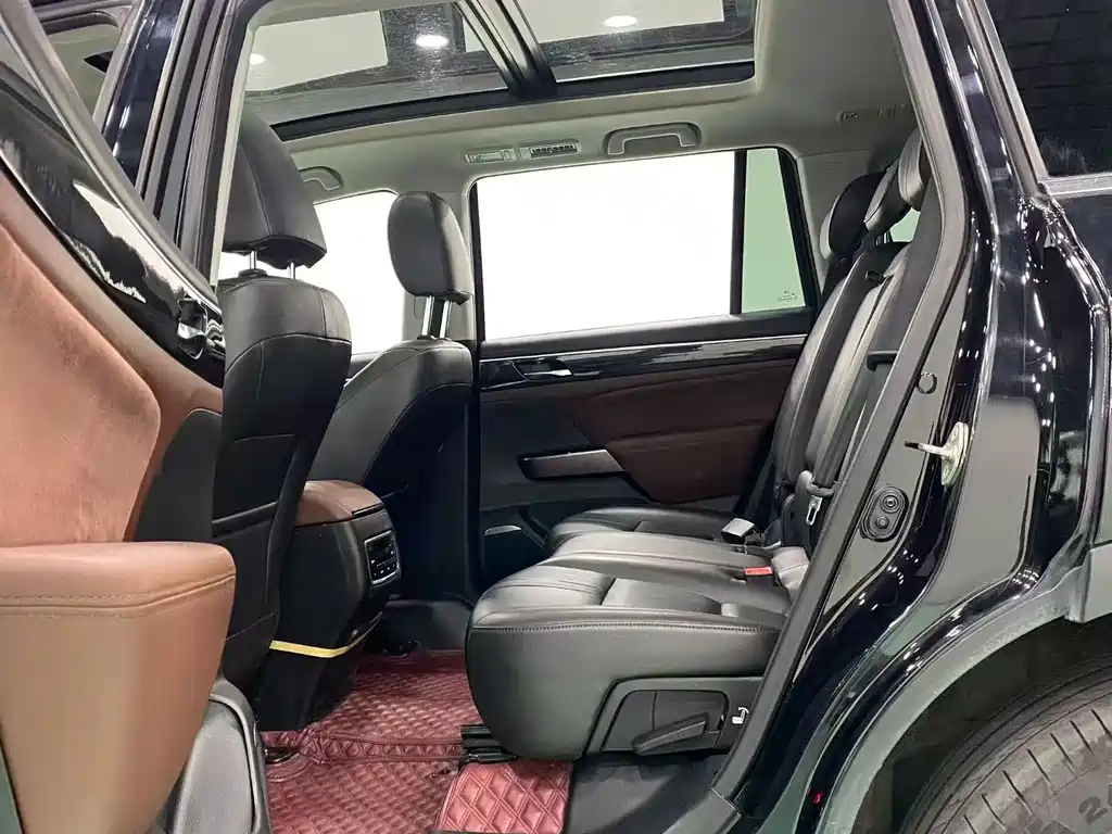 GAC Motor Trumpchi GS8 — фото 5