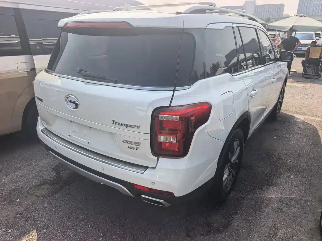 GAC Motor Trumpchi GS8 — фото 4