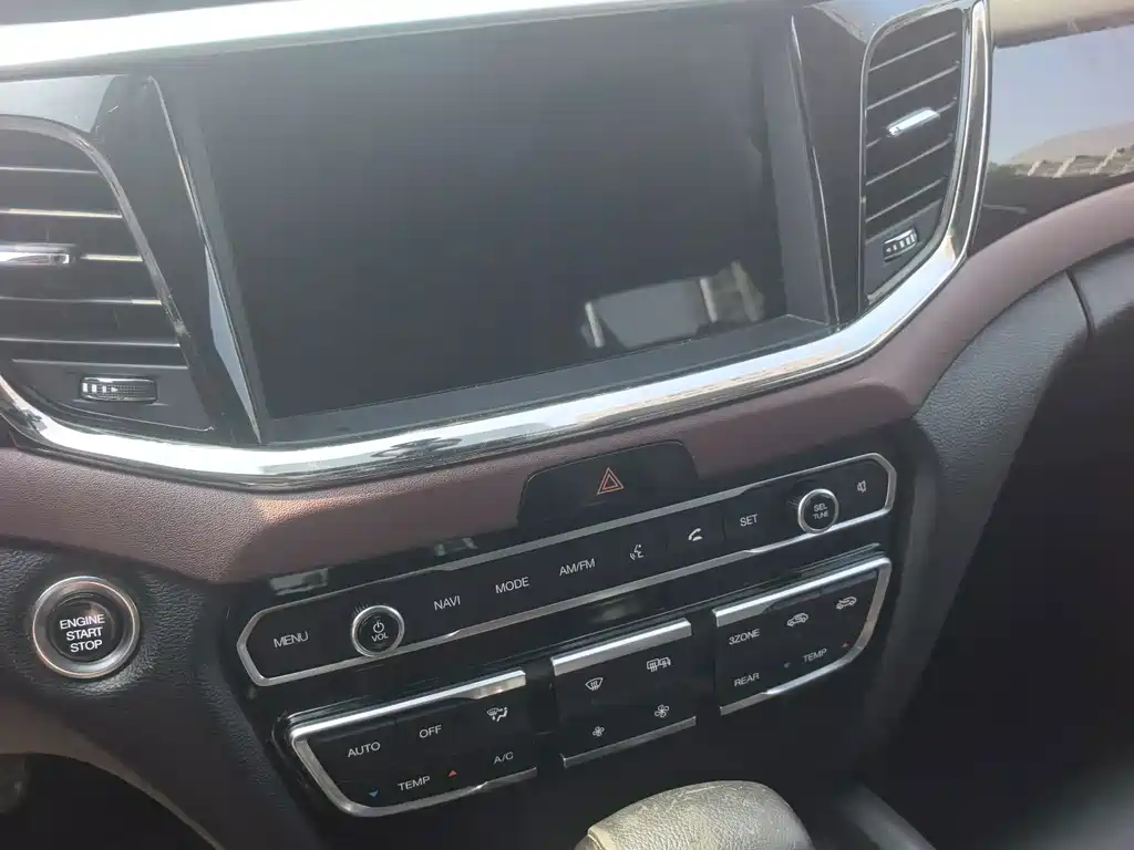 GAC Motor Trumpchi GS8 — фото 10