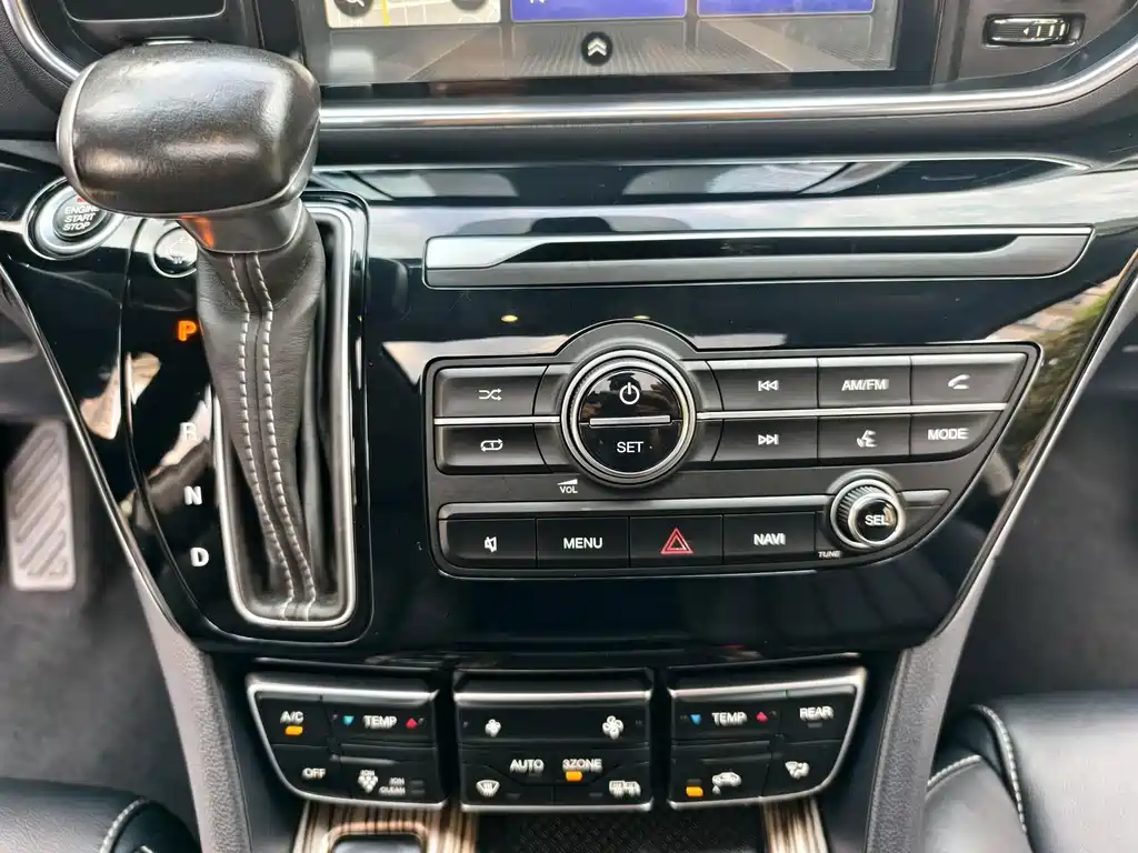 GAC Motor Trumpchi M8 — фото 23