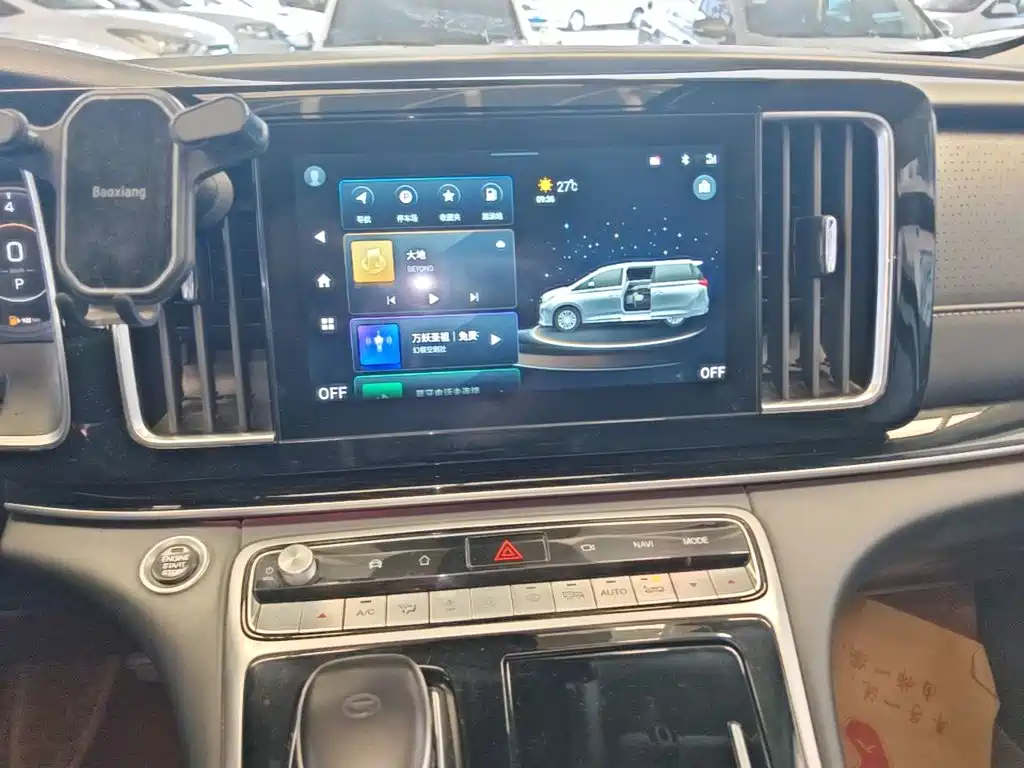 GAC Motor Trumpchi M8 — фото 13
