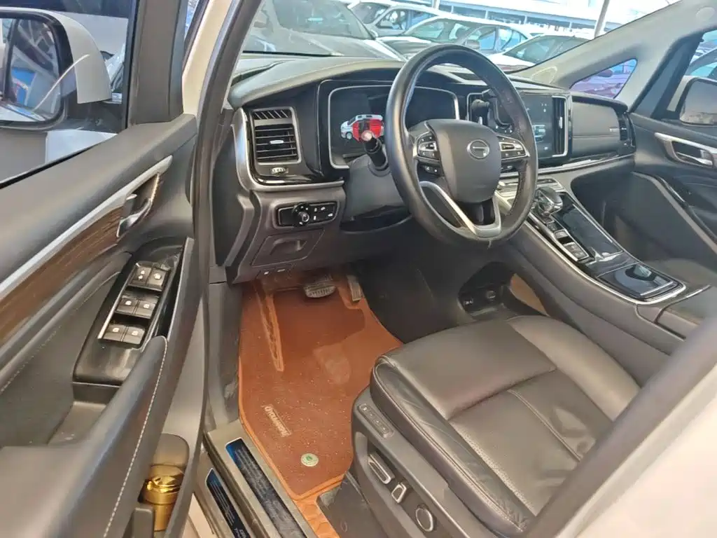 GAC Motor Trumpchi M8 — фото 16
