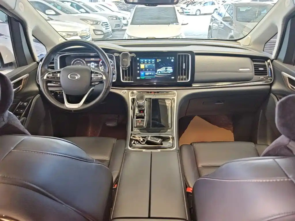 GAC Motor Trumpchi M8 — фото 10