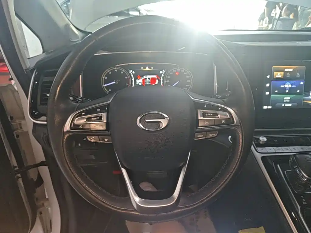 GAC Motor Trumpchi M8 — фото 11
