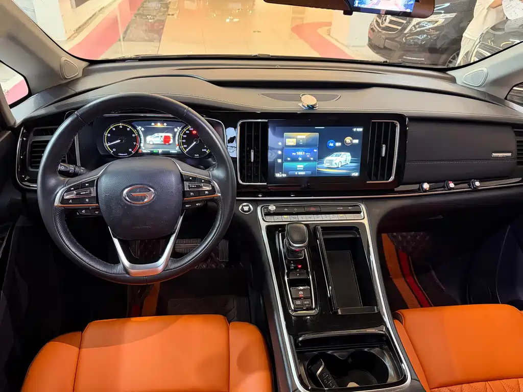 GAC Motor Trumpchi M8 — фото 8