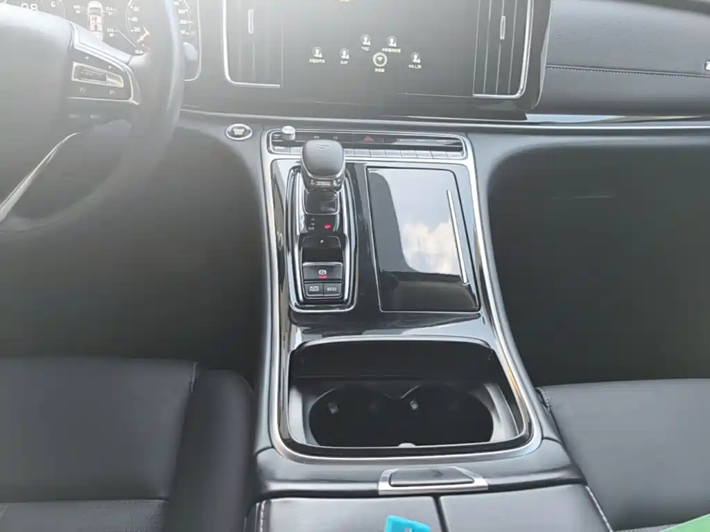 GAC Motor Trumpchi M8 — фото 10