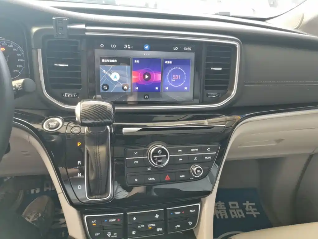 GAC Motor Trumpchi M8 — фото 13