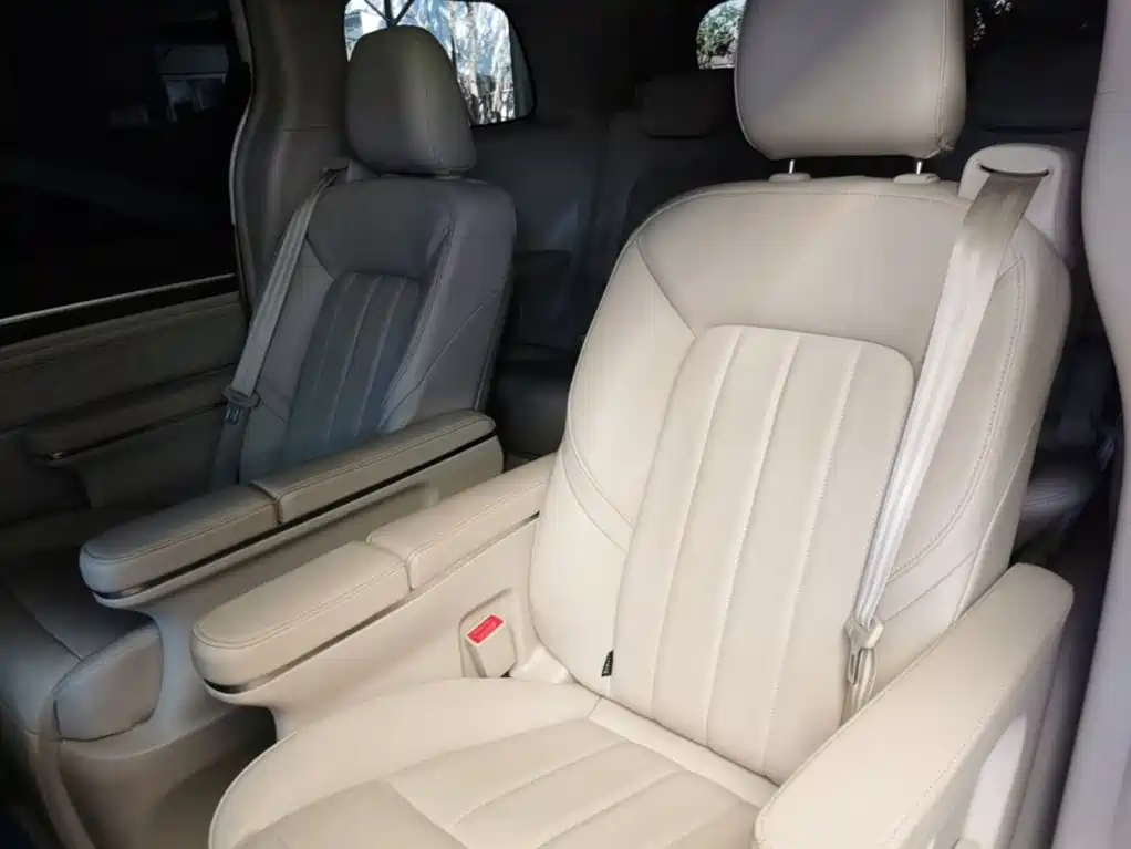 GAC Motor Trumpchi M8 — фото 17
