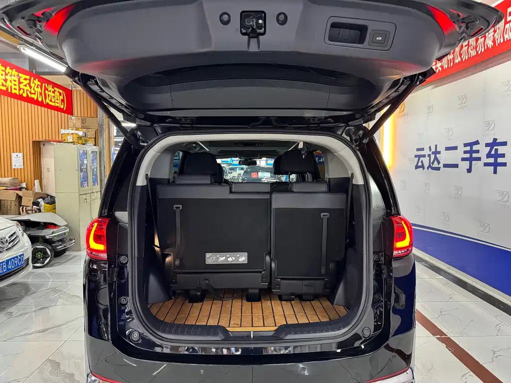 GAC Motor Trumpchi M8 — фото 7
