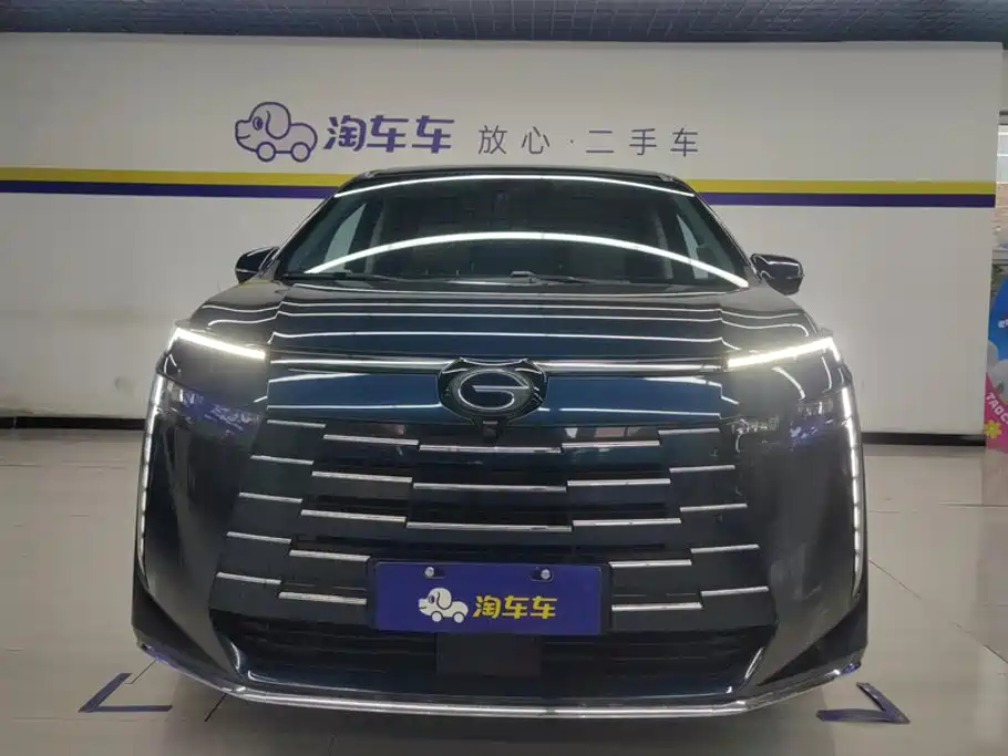 GAC Motor Trumpchi E8 PHEV — фото 2