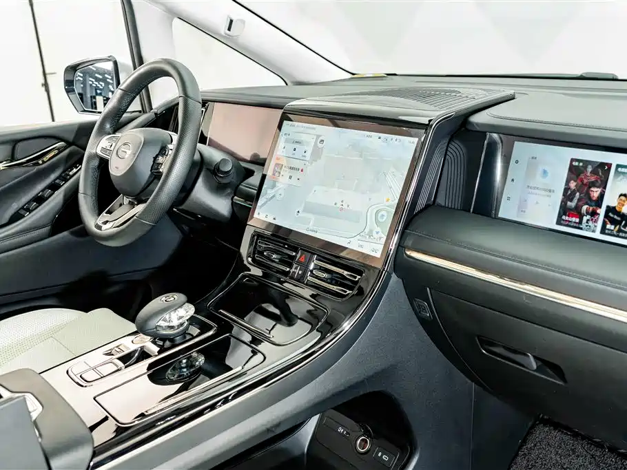 GAC Motor Trumpchi E9 — фото 21