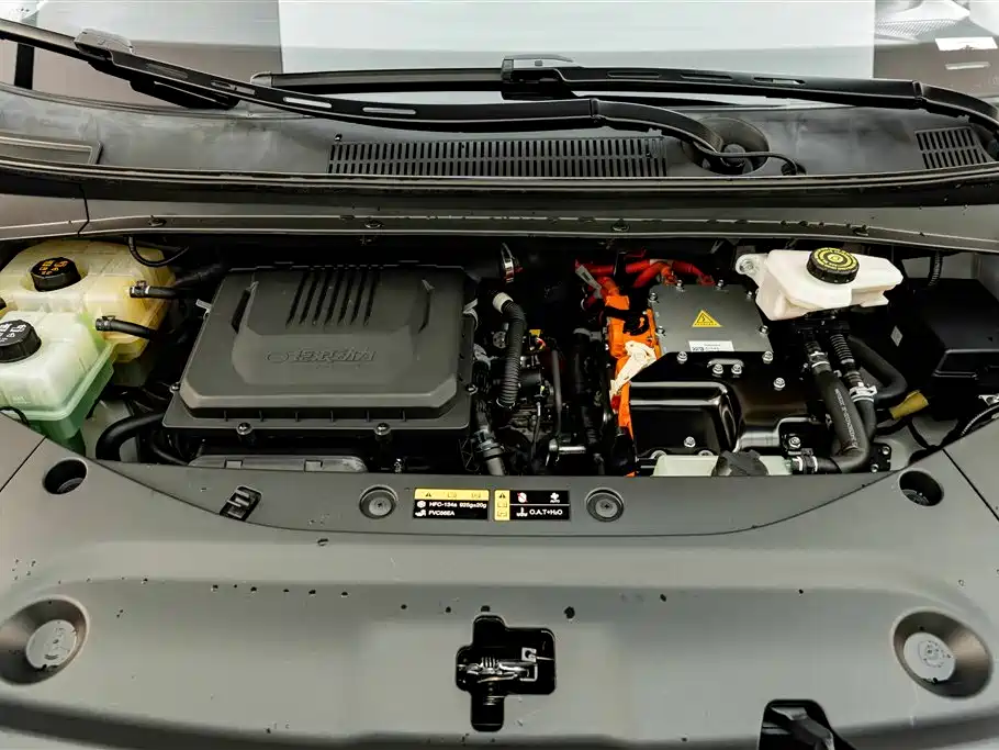 GAC Motor Trumpchi E9 — фото 30