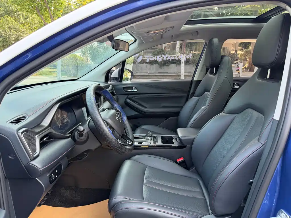 GAC Motor Trumpchi GS4 — фото 11