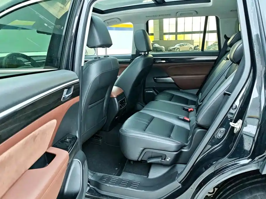 GAC Motor Trumpchi GS8 — фото 11