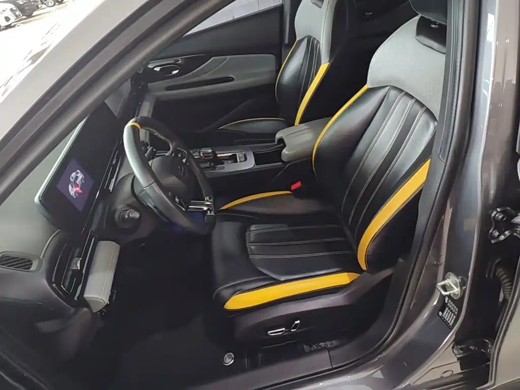 GAC Motor Shadow Leopard — фото 15