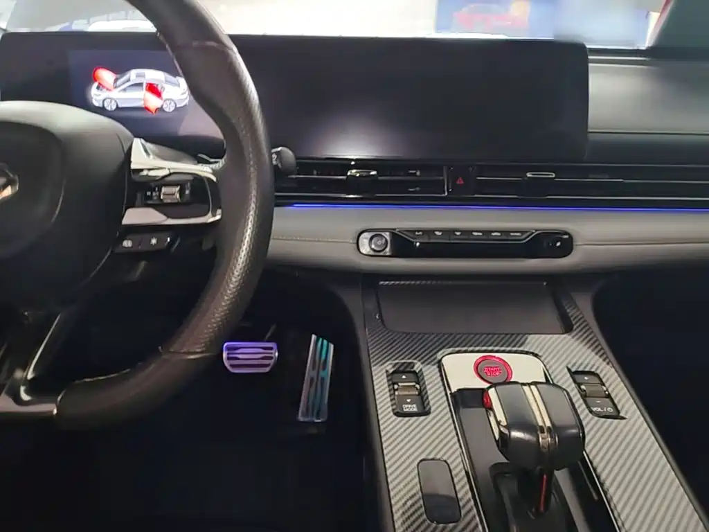 GAC Motor Shadow Leopard — фото 10