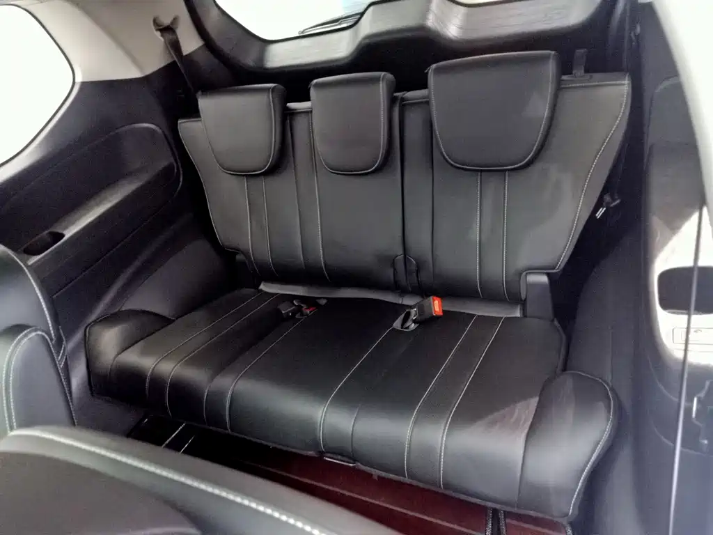 GAC Motor Trumpchi M6 — фото 21