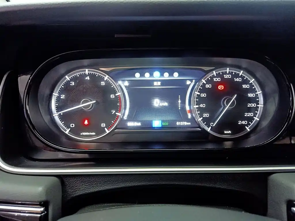 GAC Motor Trumpchi M6 — фото 10