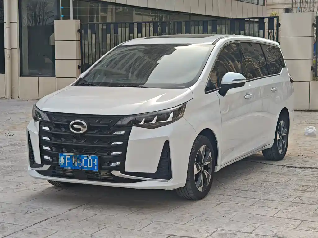 GAC Motor Trumpchi M6 — фото 3
