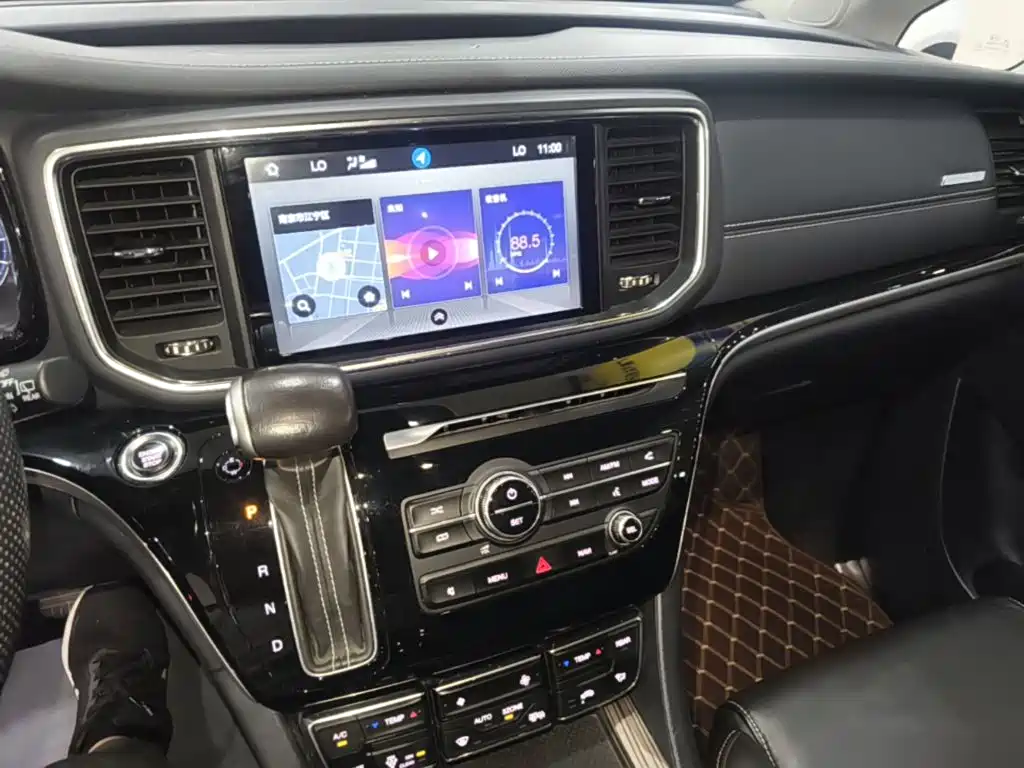 GAC Motor Trumpchi M8 — фото 13