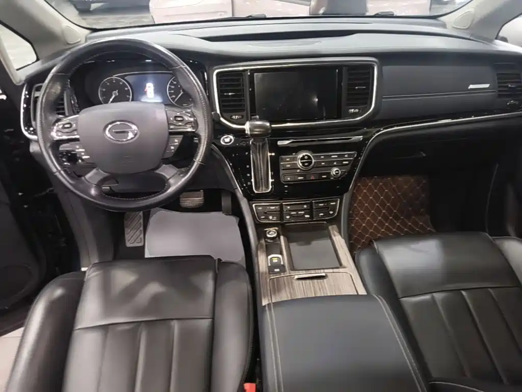 GAC Motor Trumpchi M8 — фото 10