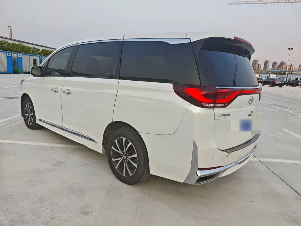 GAC Motor Trumpchi M8 — фото 21