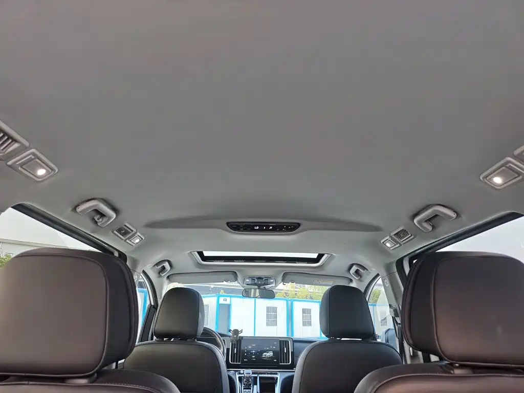 GAC Motor Trumpchi M8 — фото 9