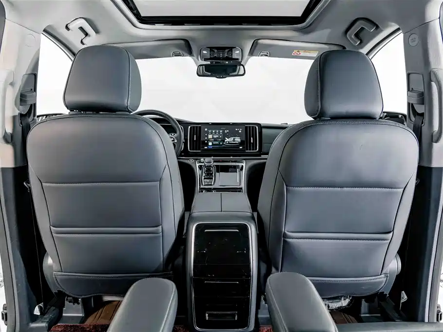 GAC Motor Trumpchi M8 — фото 24