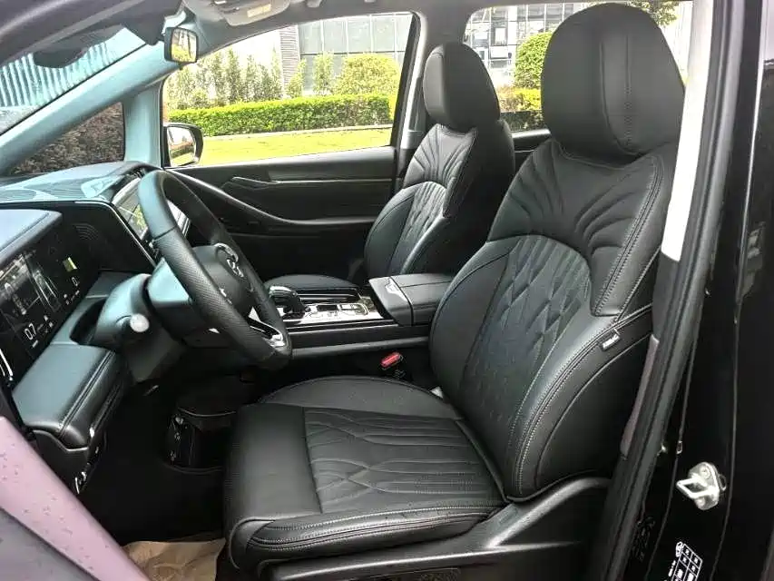 GAC Motor Trumpchi M8 — фото 3