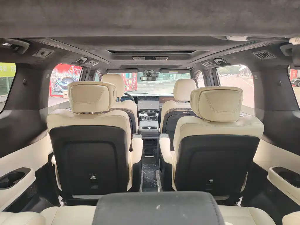 GAC Motor Trumpchi M8 — фото 9