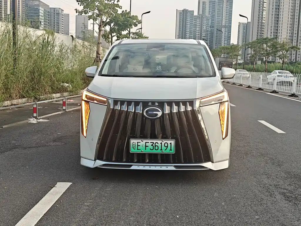GAC Motor Trumpchi E9 — фото 11