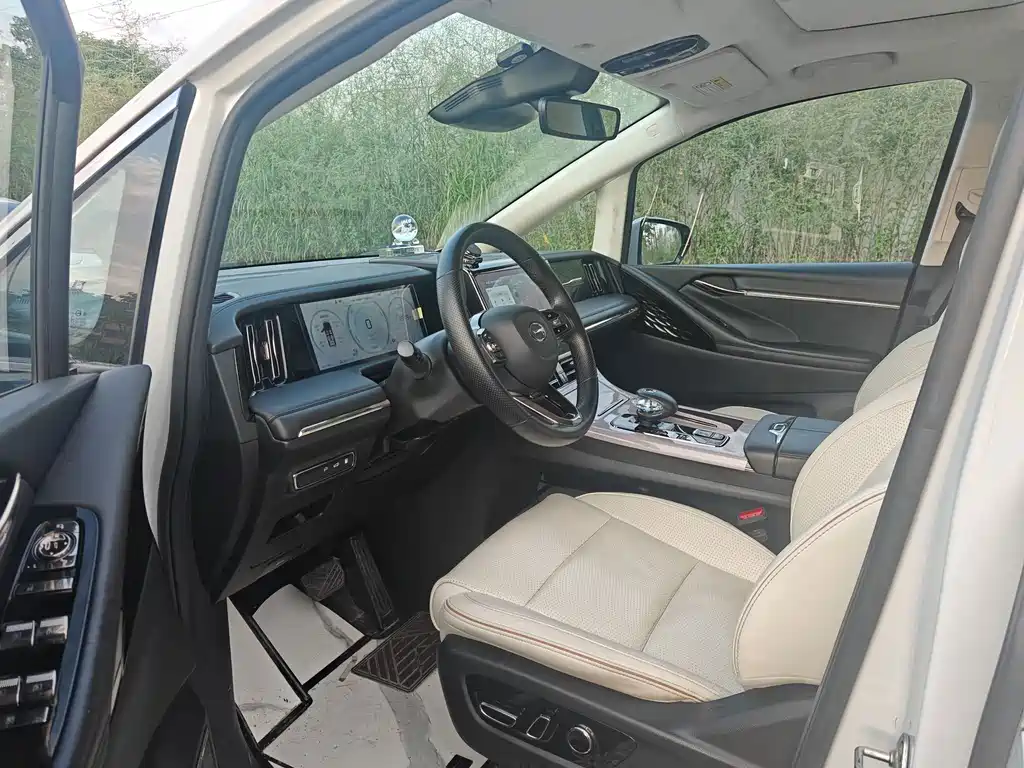 GAC Motor Trumpchi E9 — фото 3