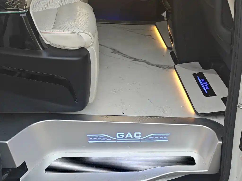GAC Motor Trumpchi E9 — фото 22
