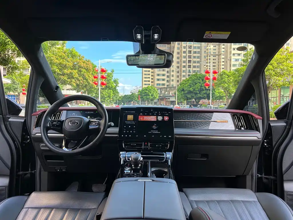 GAC Motor Trumpchi M8 — фото 21