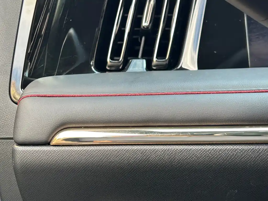 GAC Motor Trumpchi M8 — фото 28