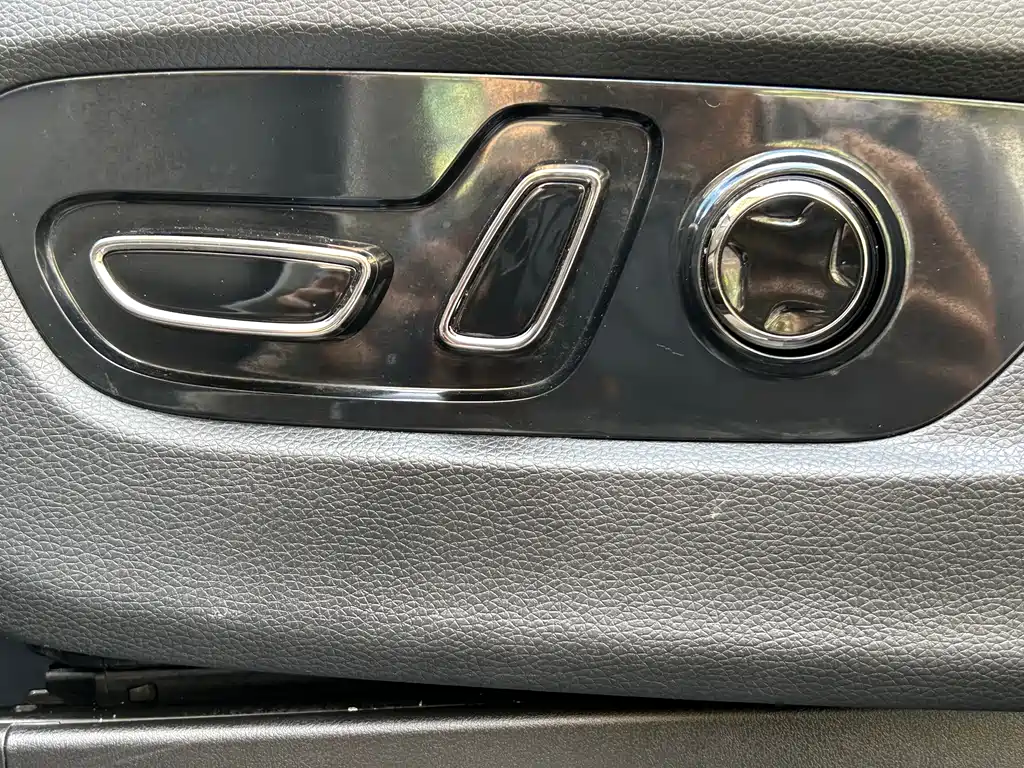GAC Motor Trumpchi M8 — фото 29