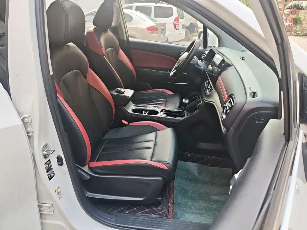 GAC Motor Trumpchi GS3 — фото 5